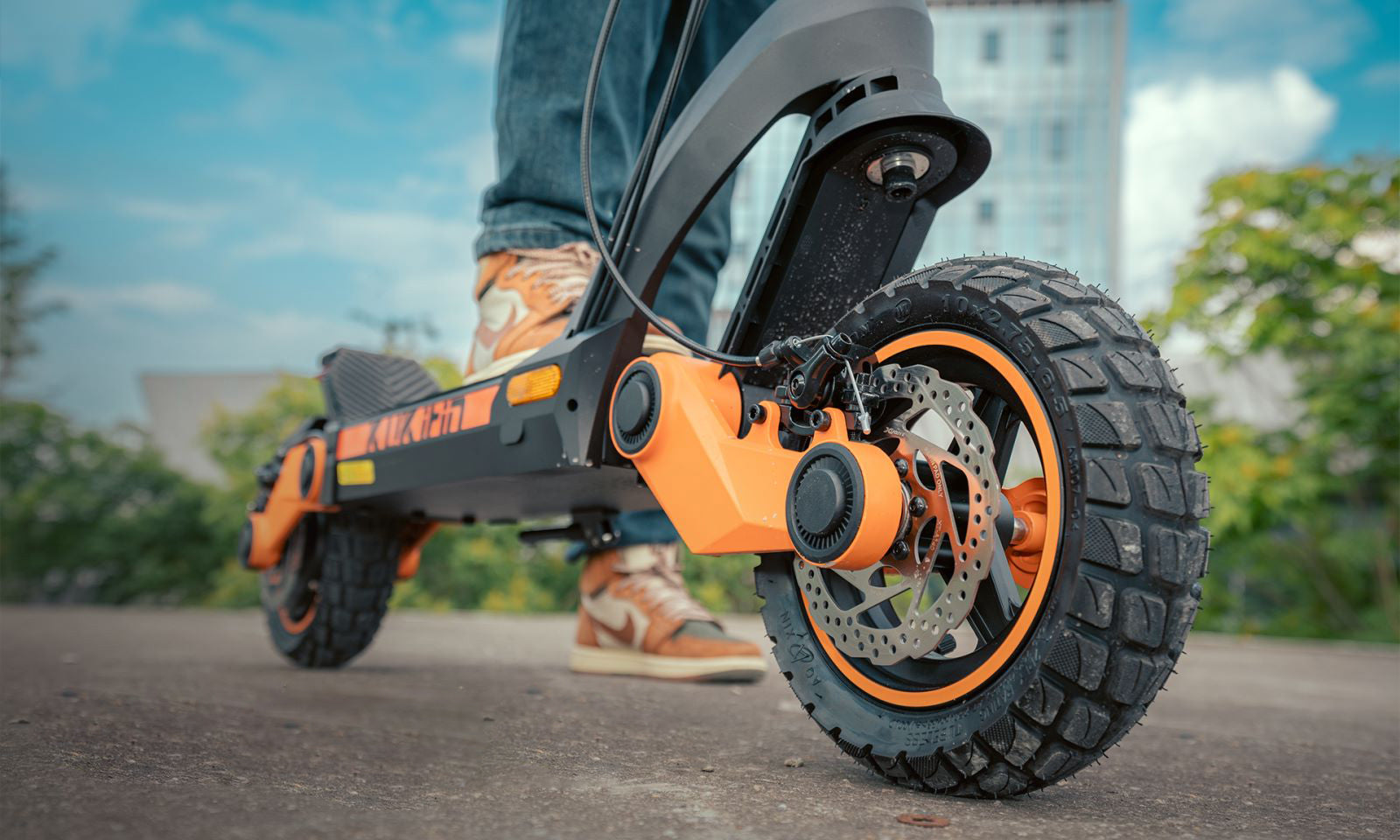 KuKirin G3 Urban Off road with LED Display 1200W 10 inch Electric Scooter shipped from overseas warehouse