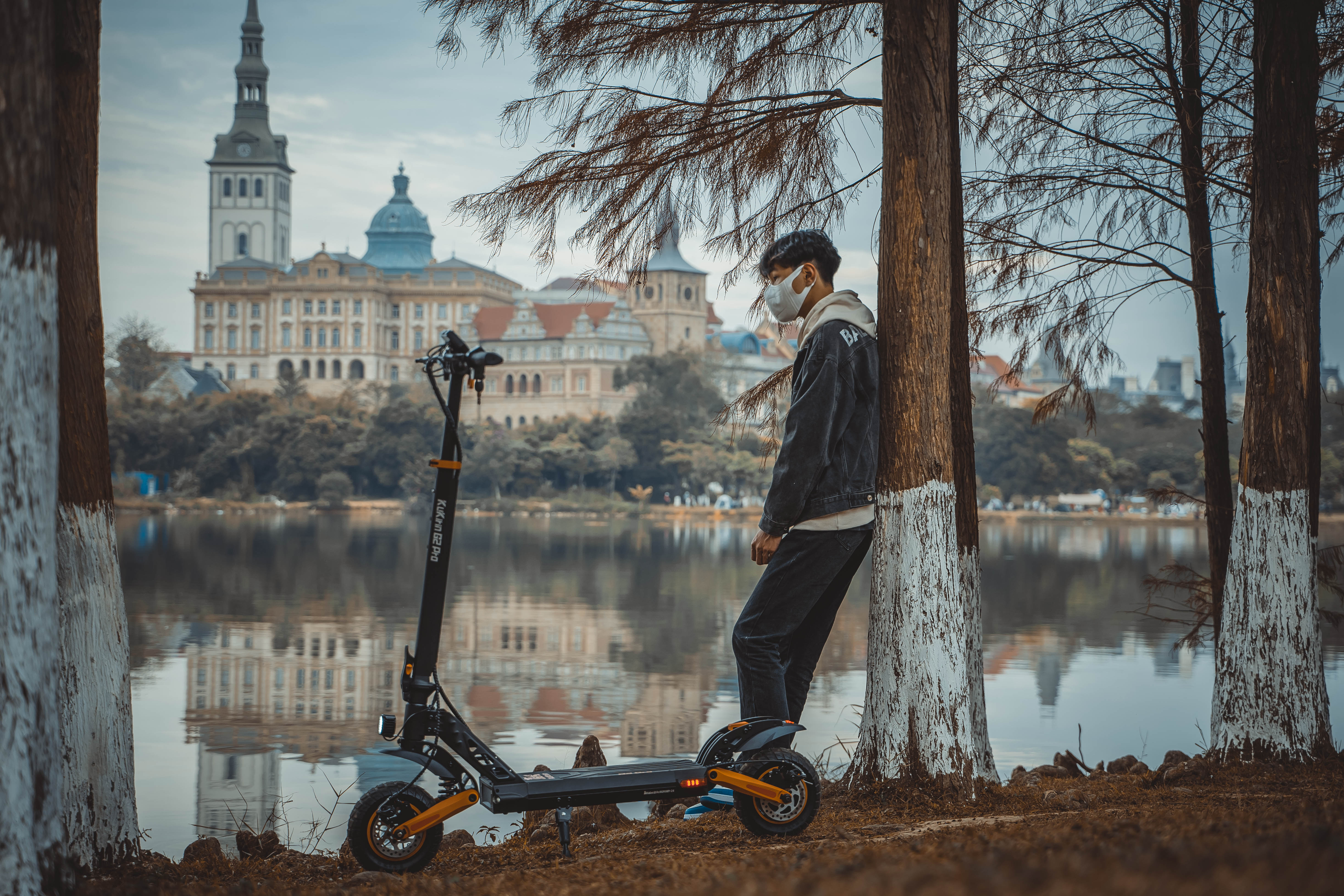 Overseas warehouse KuKirin G2 Pro custom display 8.5 inchs high power foldable adult off-road electric scooter